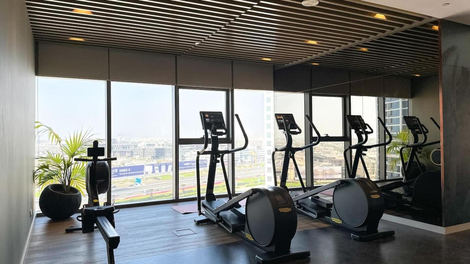Apartment Stunning 2br With Burj Views Infinity Pool *